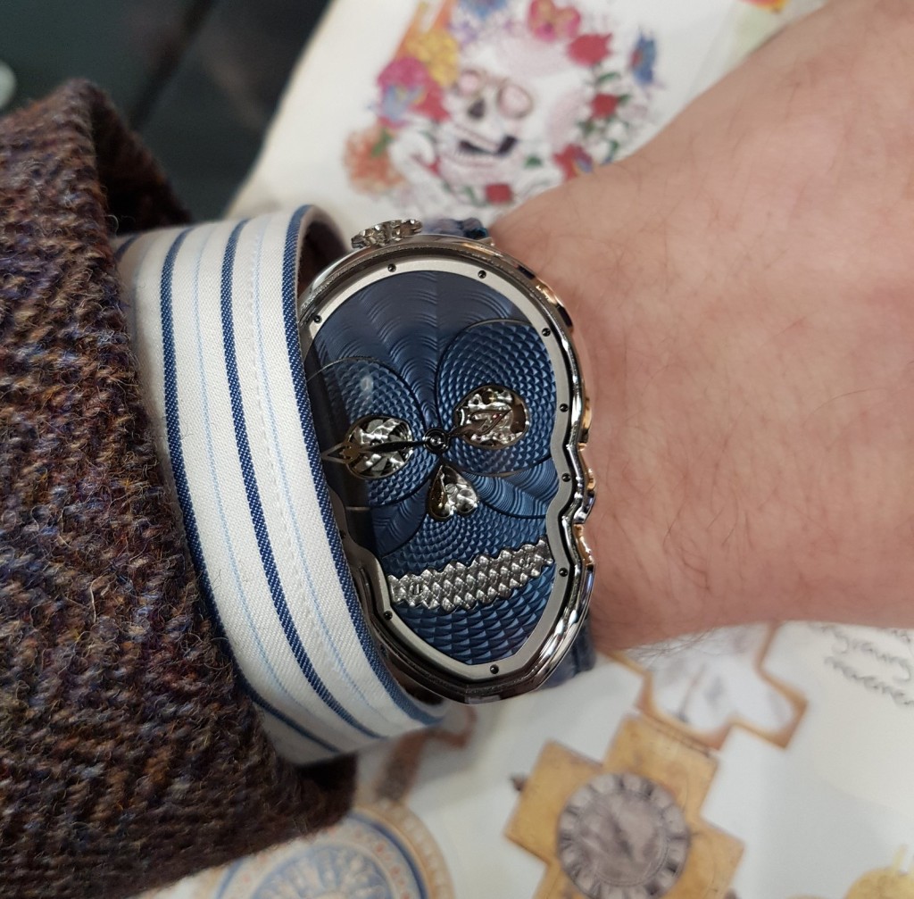 Fiona Krüger Petit Skull Bleu on the wrist