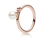 Contemporary ring gold